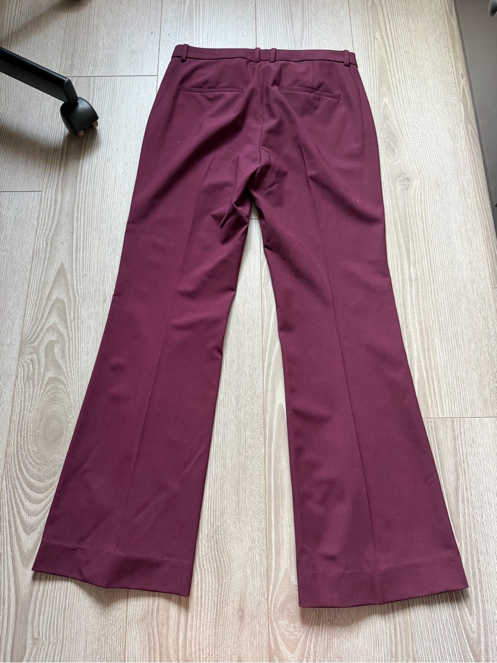 Theory Wide-Leg Pull-On Pant in Admiral Crepe Grenache office suiting designer - Picture 7 of 7